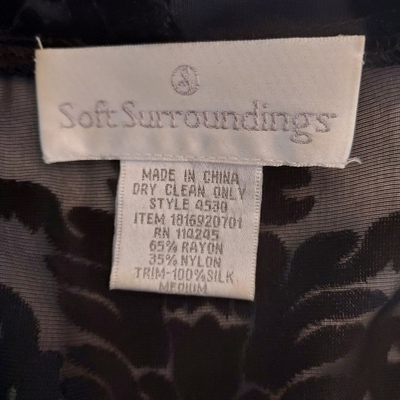 Soft Surroundings Velvet Lace Burnout Kimono with Fringed Hem and Tie Waist. - Picture 12 of 15